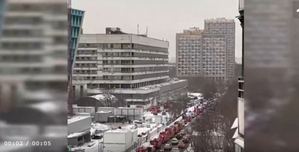 Пожар произошел на улице Академика Королева в Москве<br />
